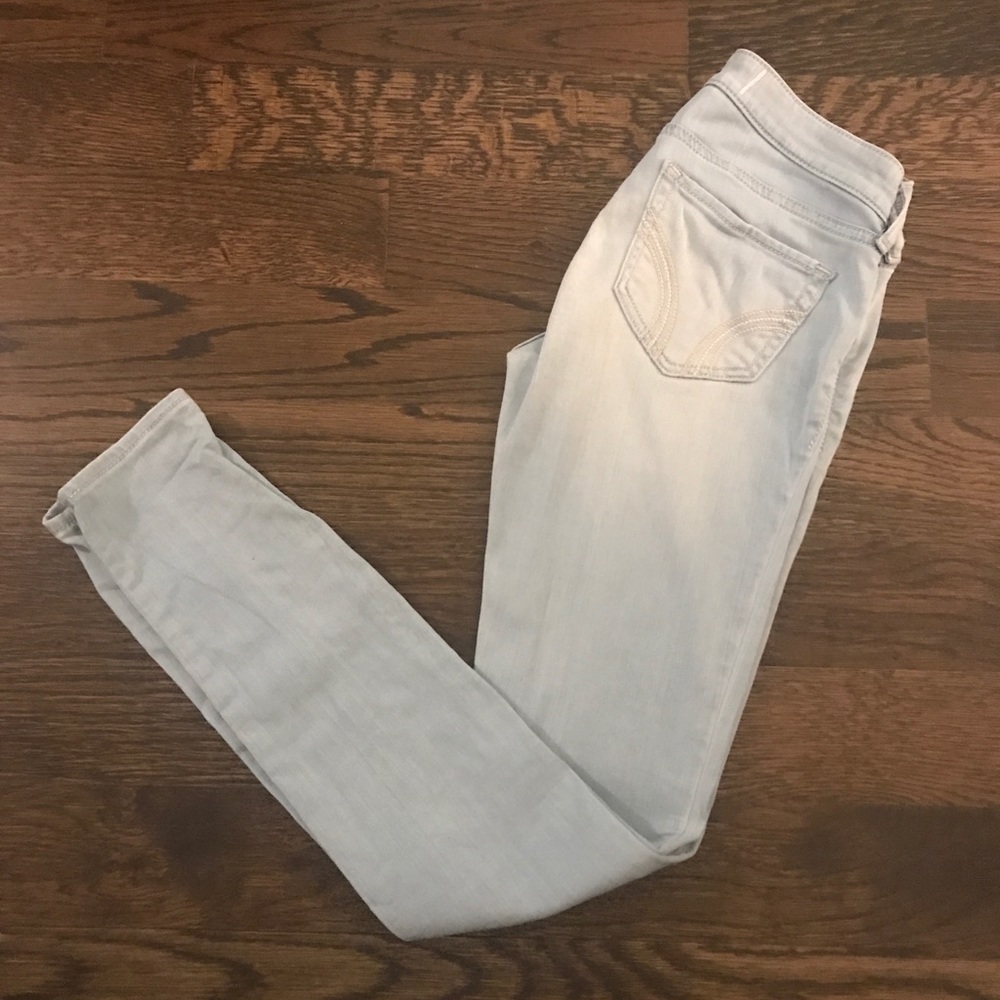 Hollister Jeggins (unworn)
